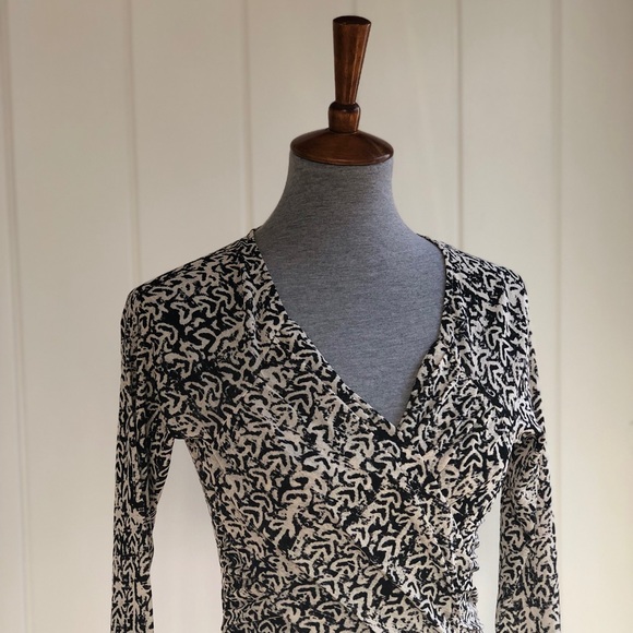 Anthropologie Meadow Rue Faux Wrap Top - Picture 3 of 9